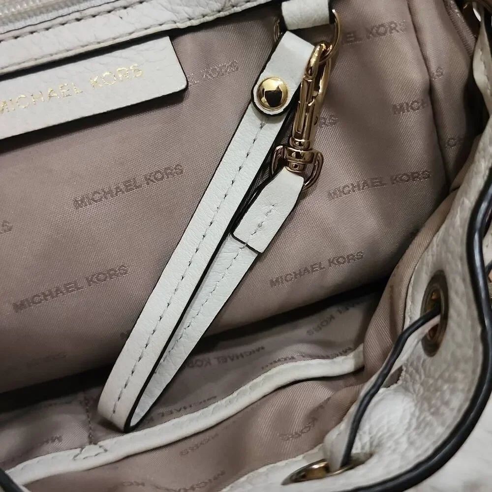 Michael Kors Evie Small Flower Garden Convertible Backpack - Picture 15 of 16